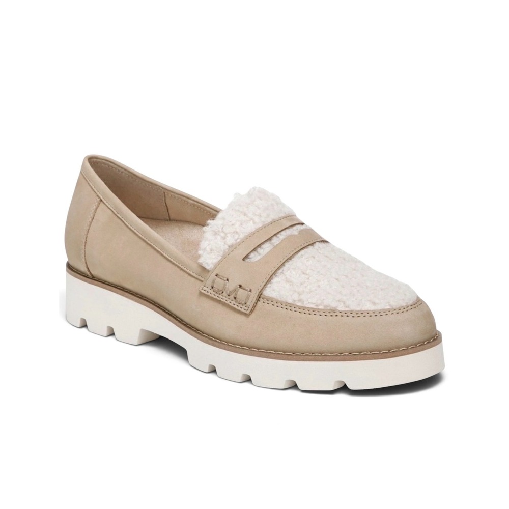 Vionic Cheryl Sand Nubuck Faux Shearling Lug Sole Penny Loafers Size 6.5